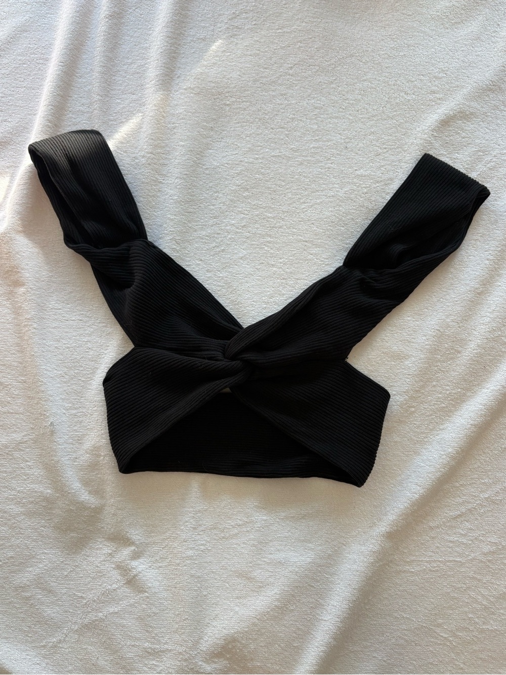 SHEIN Black Ribbed Twist-Front Crop Top